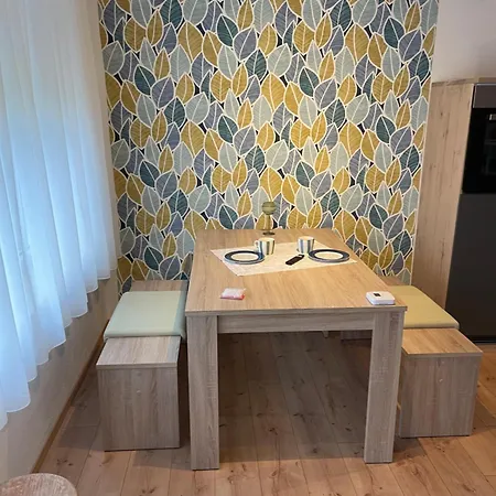 Little Apartman